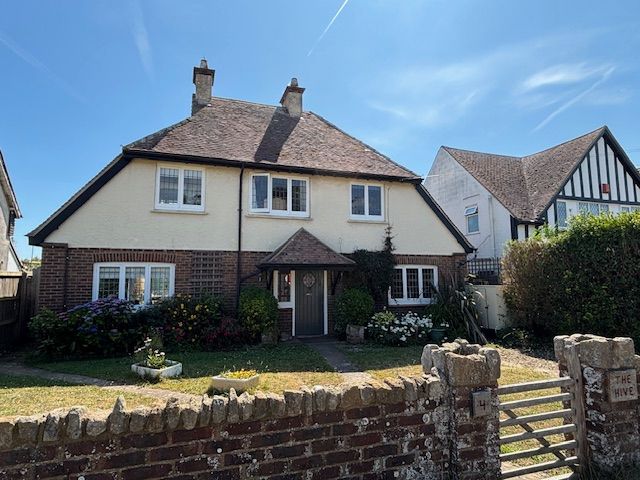 Property photo 1 of 17 Front