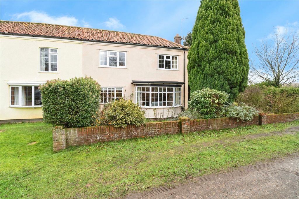 Property photo 1 of 38 Picture No. 18