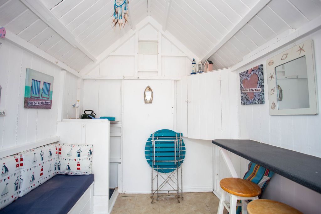Property photo 2 of 6 Img_6572