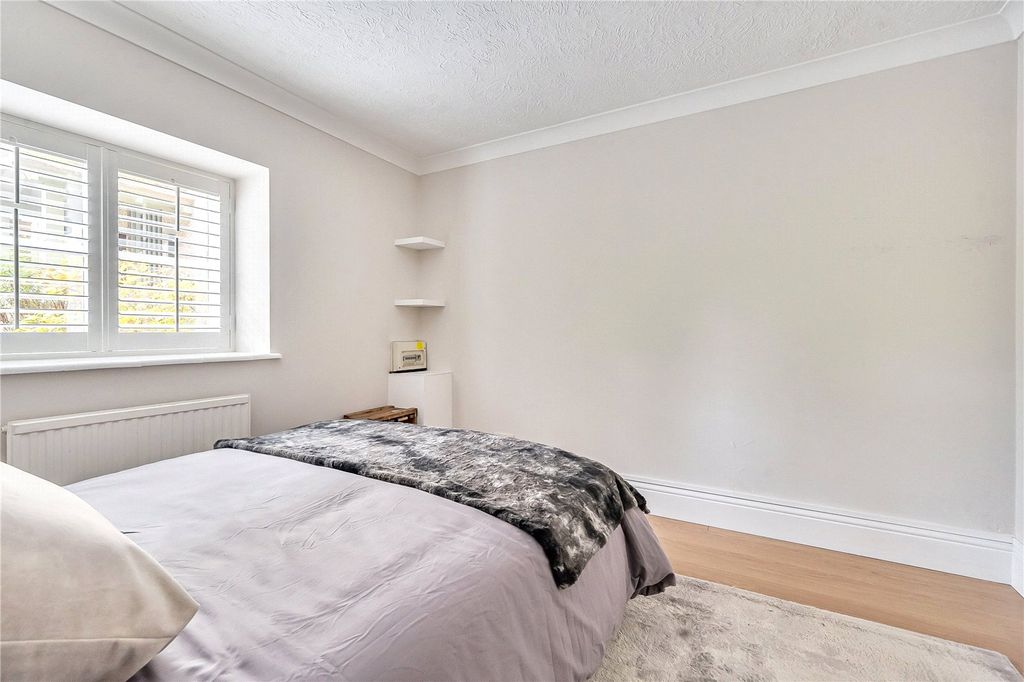 Additional image 9 of 2 bed flat for saleReading Road, Arborfield, Reading, Berkshire RG2