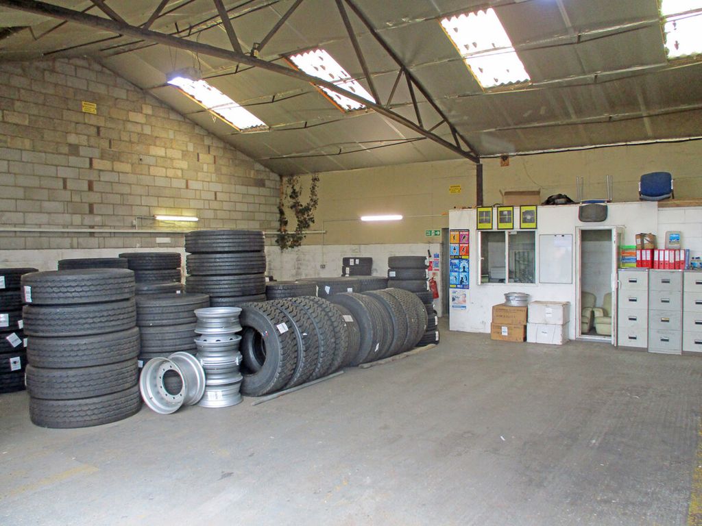 Property photo 2 of 2 Unit 9 Squires Farm Industrial Estate, Framfield
