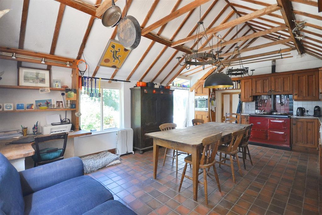Property photo 3 of 15 Kitchen/Dining Family Room