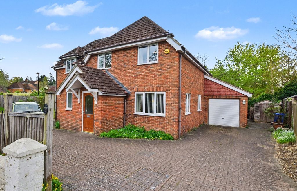 Property photo 1 of 18