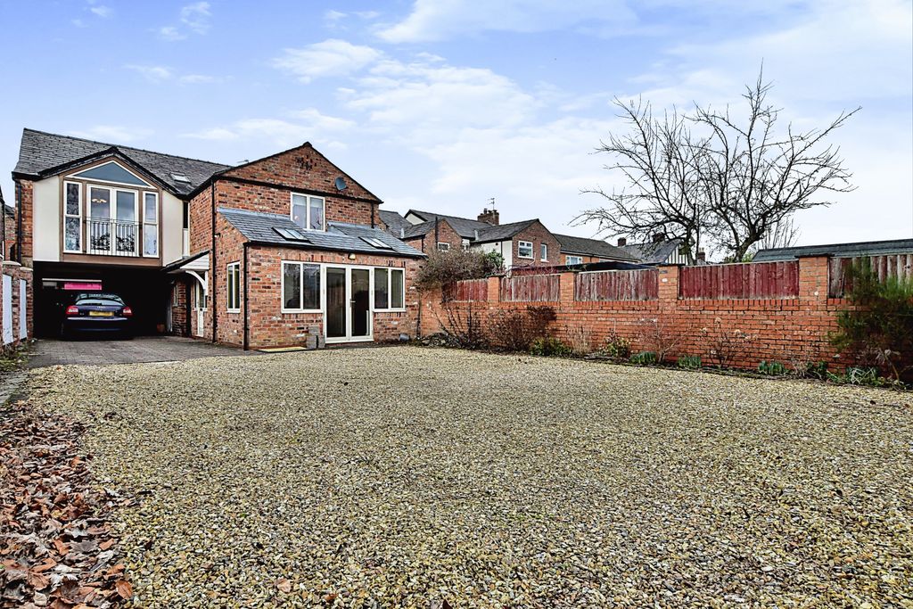Property photo 1 of 18 Rear 2