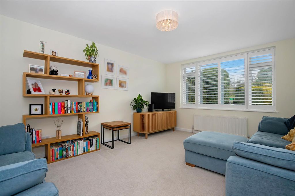 Property photo 3 of 39 Img_8692.Jpg