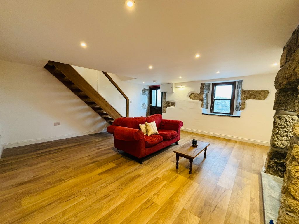 Property photo 2 of 14 S2