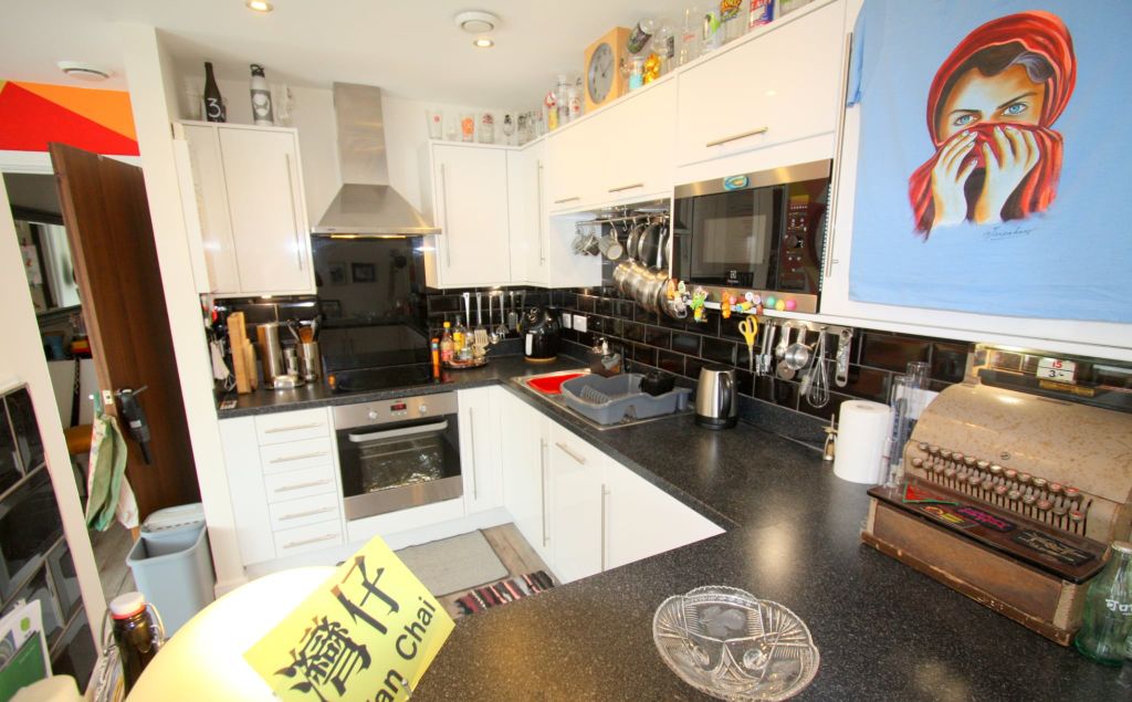 Property photo 3 of 10