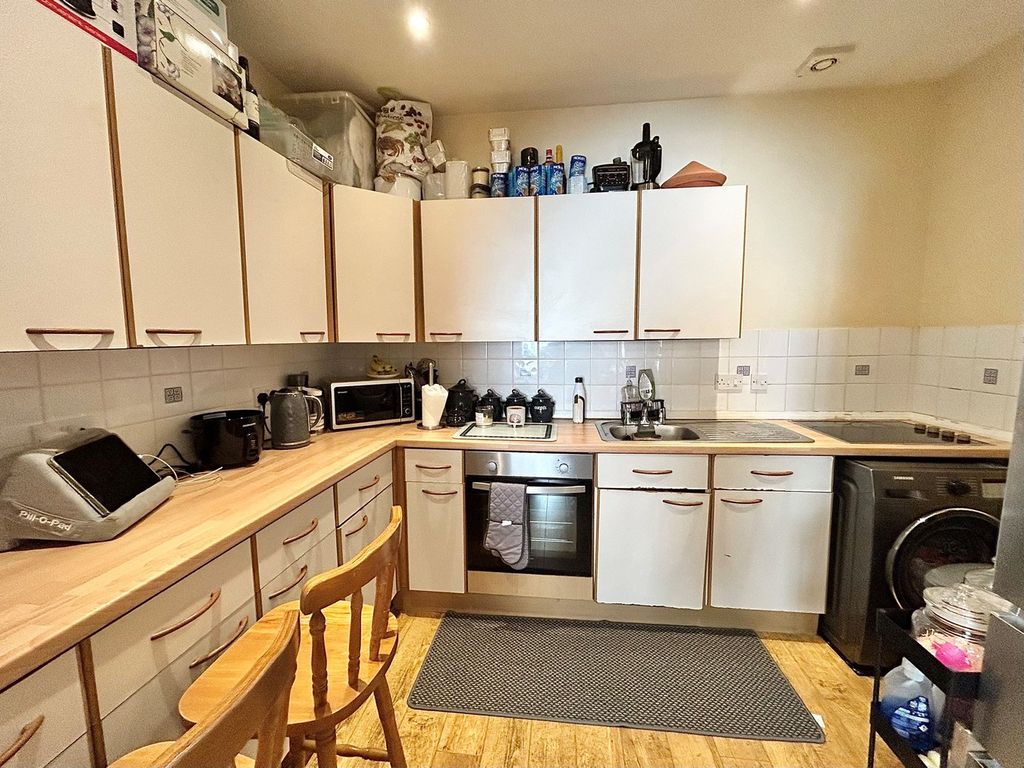 Property photo 2 of 7