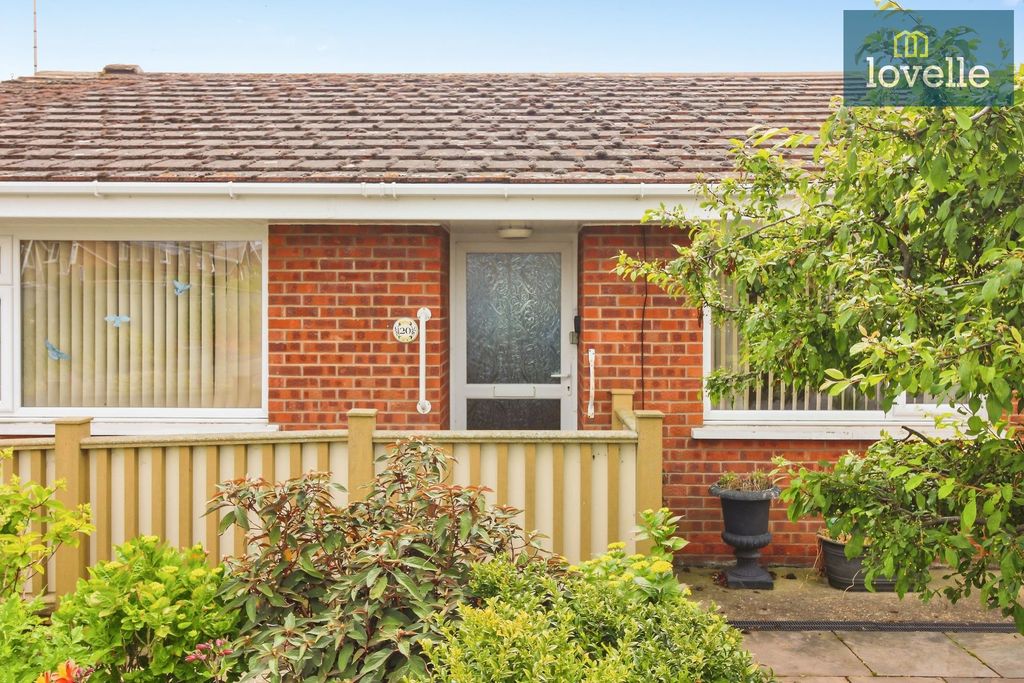 Property photo 2 of 16
