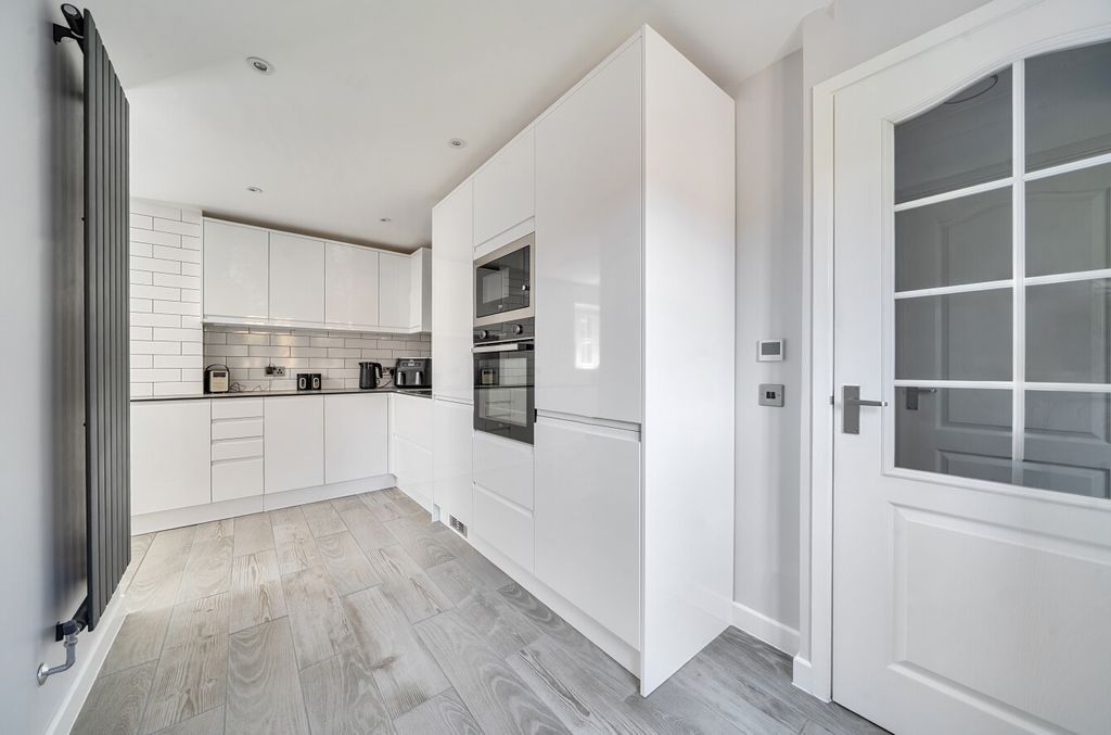 Property photo 3 of 12 1484325 (21).Jpg