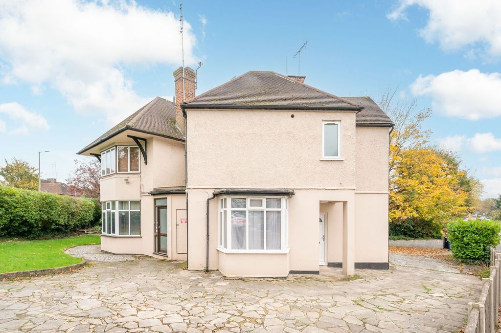 Property photo 3 of 7