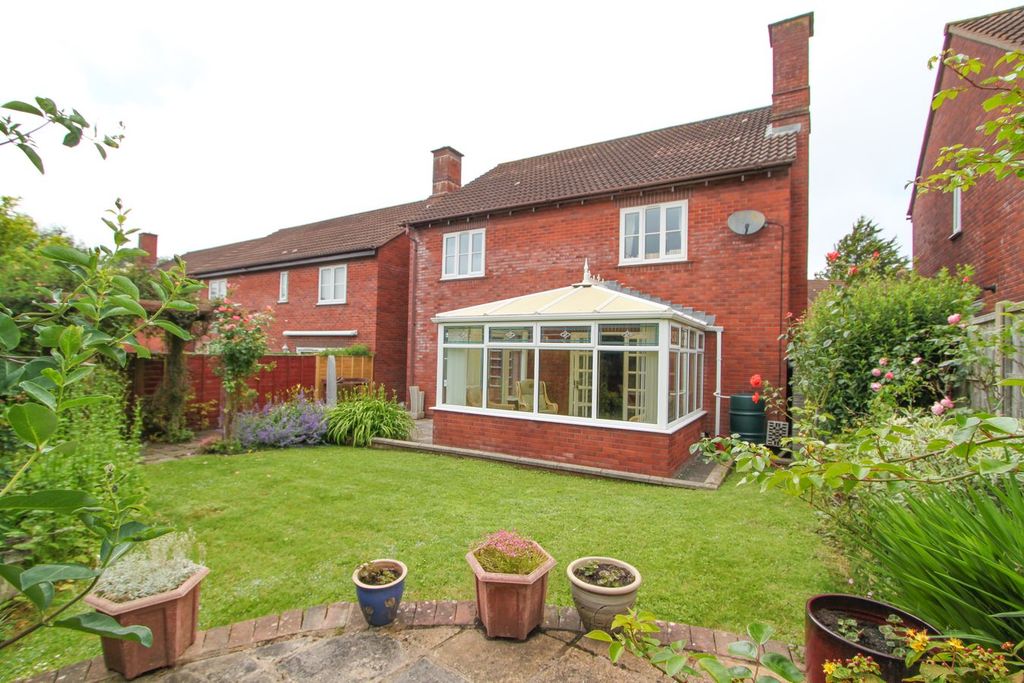 Property photo 2 of 29