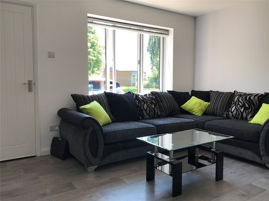 Property photo 3 of 12 Picture No. 05