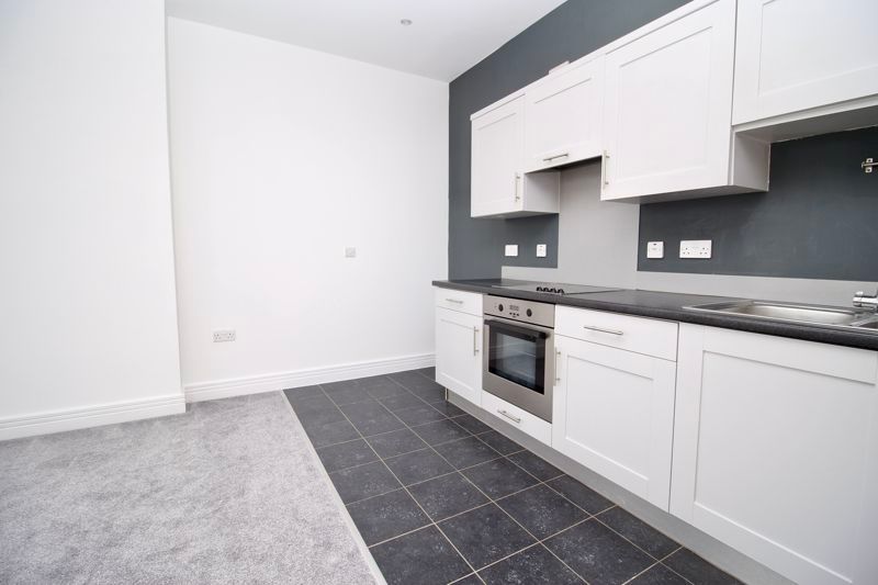 Property photo 3 of 11 Kitchen/Living