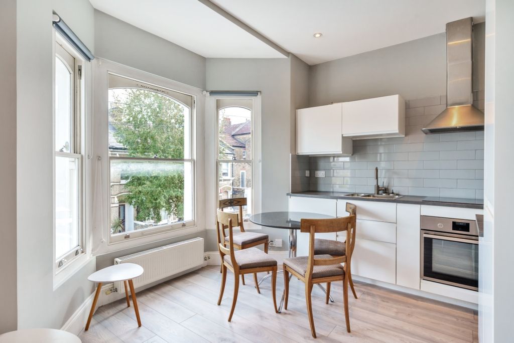 Property photo 3 of 6 1037011 (3)