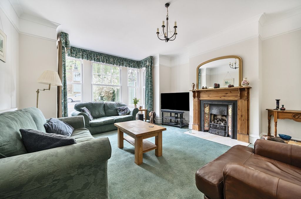 Property photo 2 of 19 1307241-4-684949A...