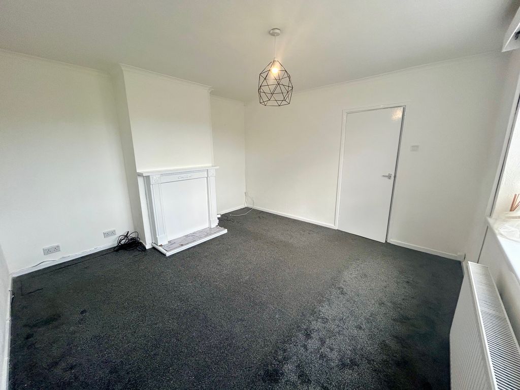 Property photo 2 of 10 Image