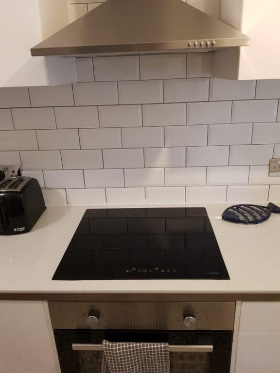 Property photo 3 of 14 Kitchen 2.Jpg