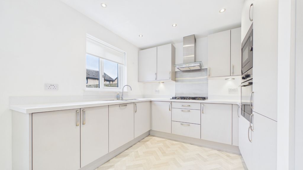 Additional image 9 of 6 bed detached house for saleLimetree Lane, Bishopton PA7
