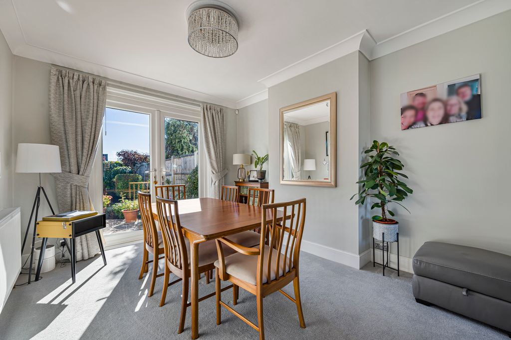 Property photo 3 of 39 Dining Room