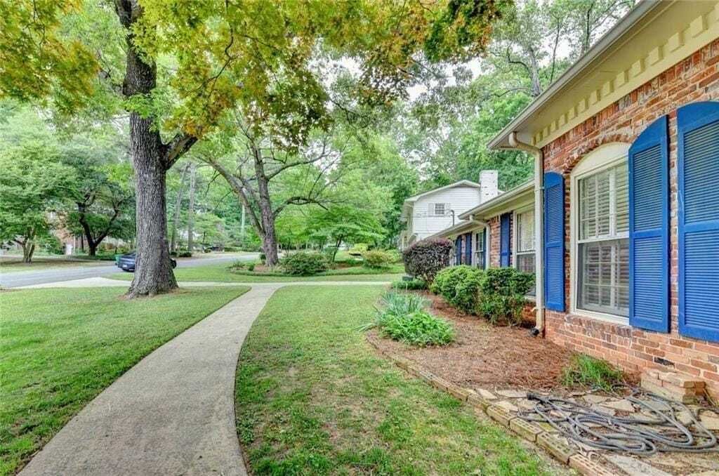Property photo 3 of 50 <Alttext/>