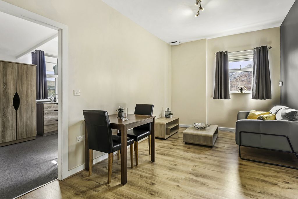 Property photo 2 of 5 Property Photo