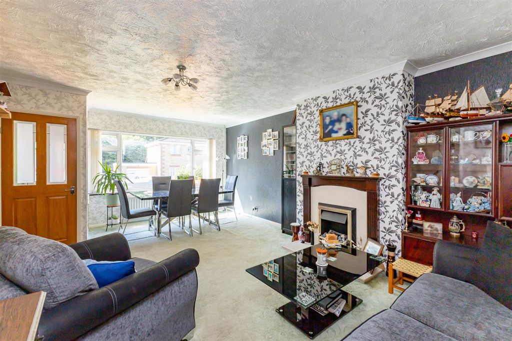 Property photo 2 of 16 Untitled-1152.Jpg
