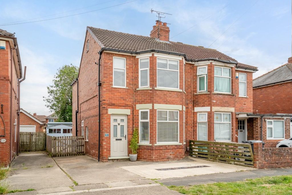 Property photo 1 of 16 Lr-22.Jpg