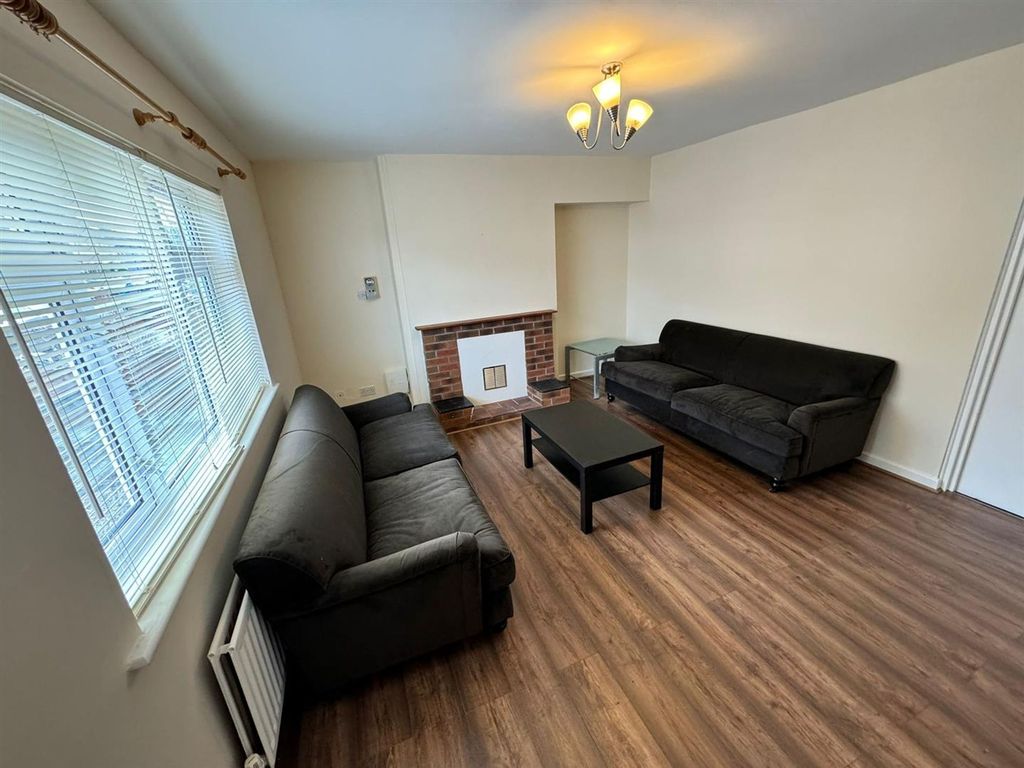 Property photo 2 of 10 Reception Room