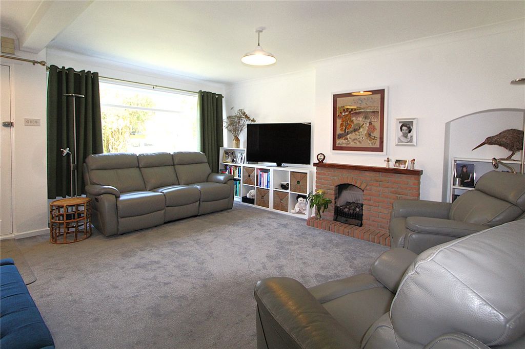 Property photo 2 of 9 Picture No. 04