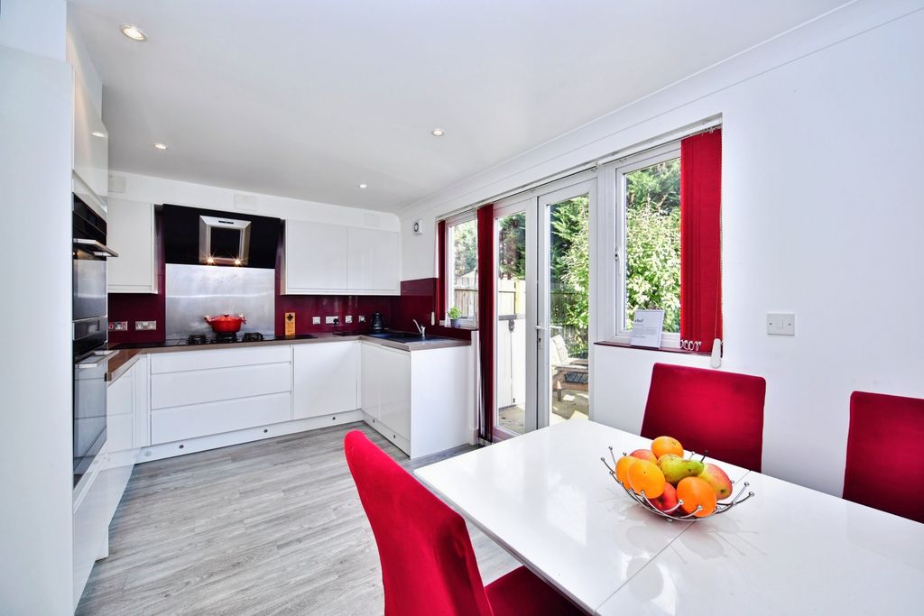 Property photo 2 of 20 Fbb_5550Edit