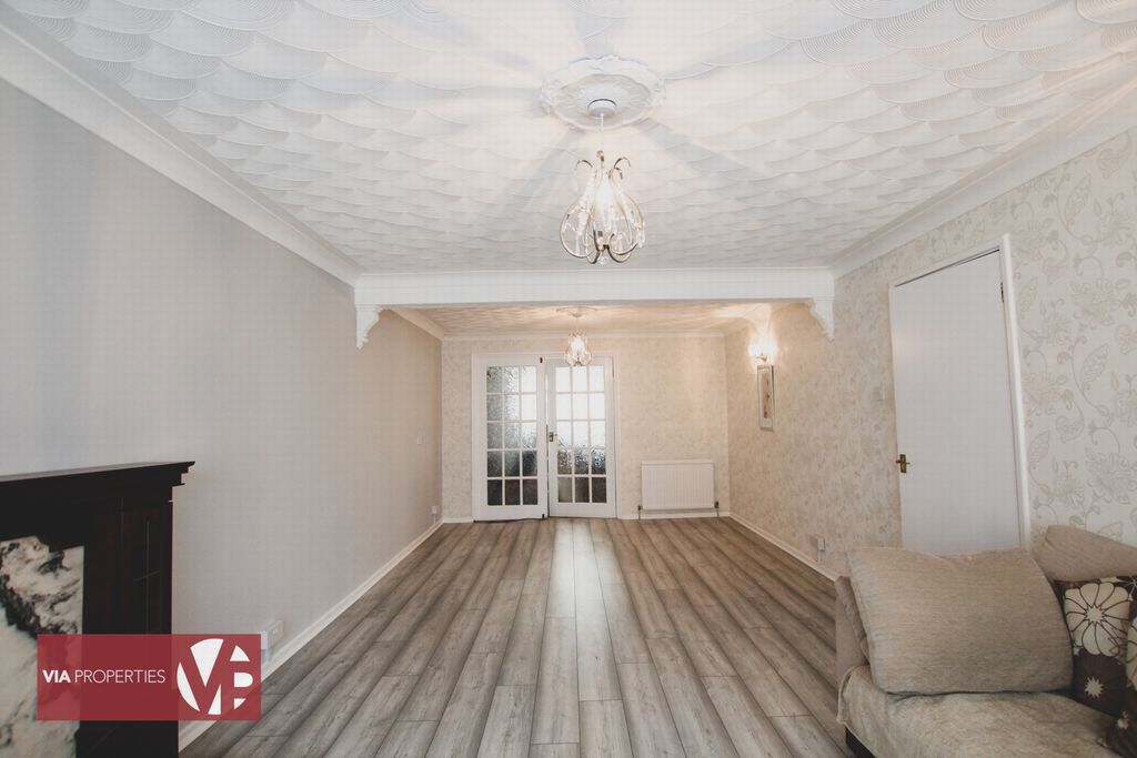 Property photo 2 of 15 Photo 11