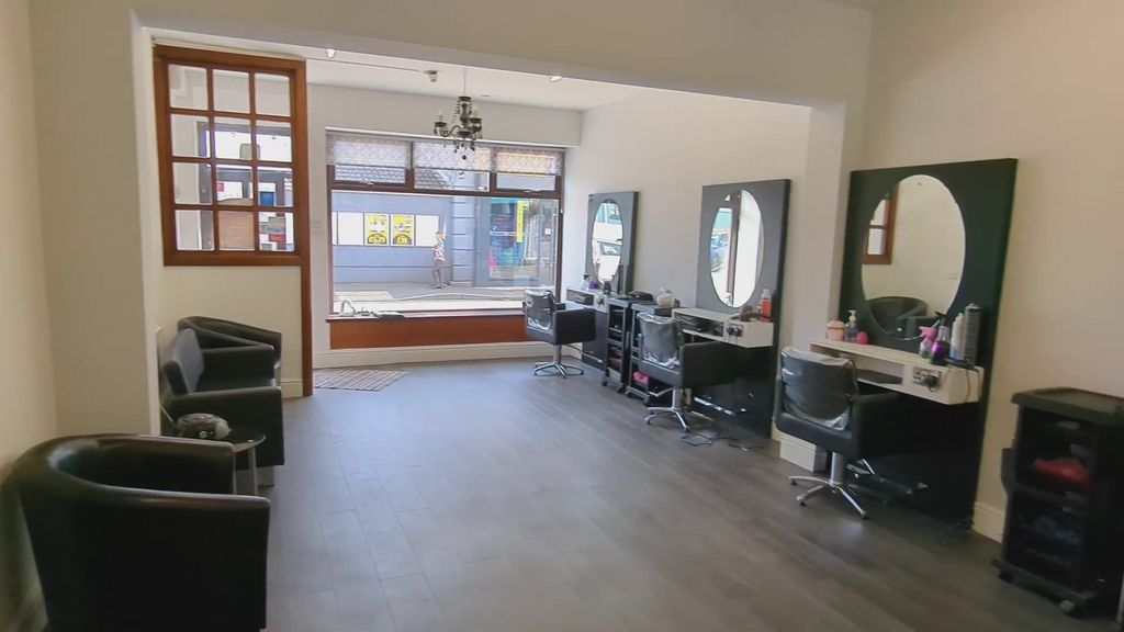 Property photo 3 of 22 Retail Shop-Hairdressing Salon