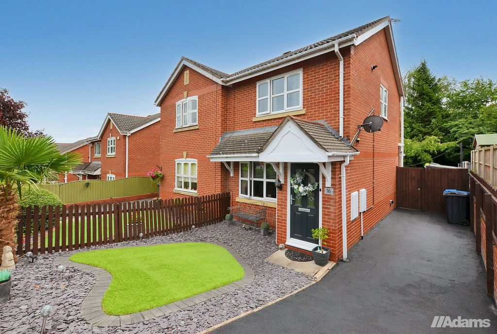 Property photo 1 of 18