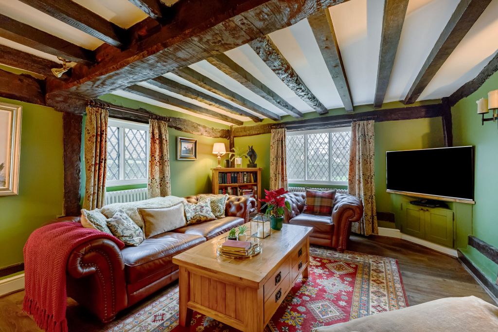 Property photo 3 of 18