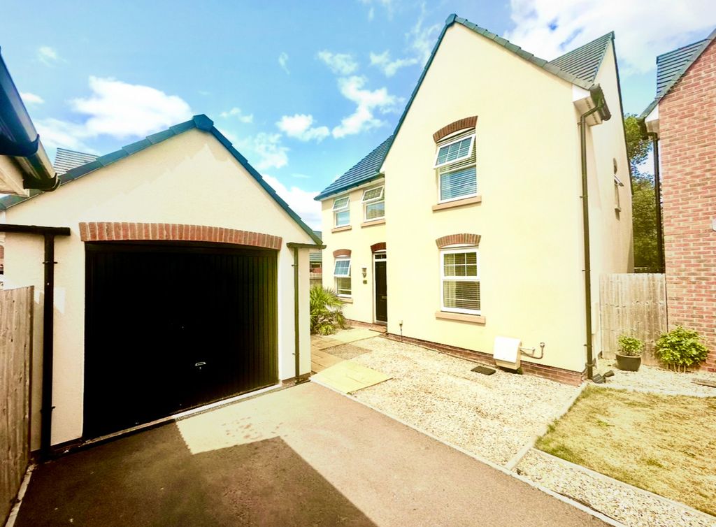 Property photo 1 of 26