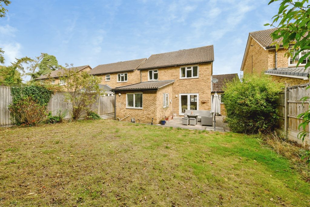 Property photo 2 of 21