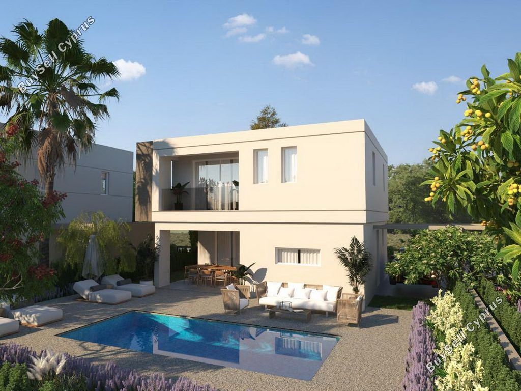 Property photo 2 of 23