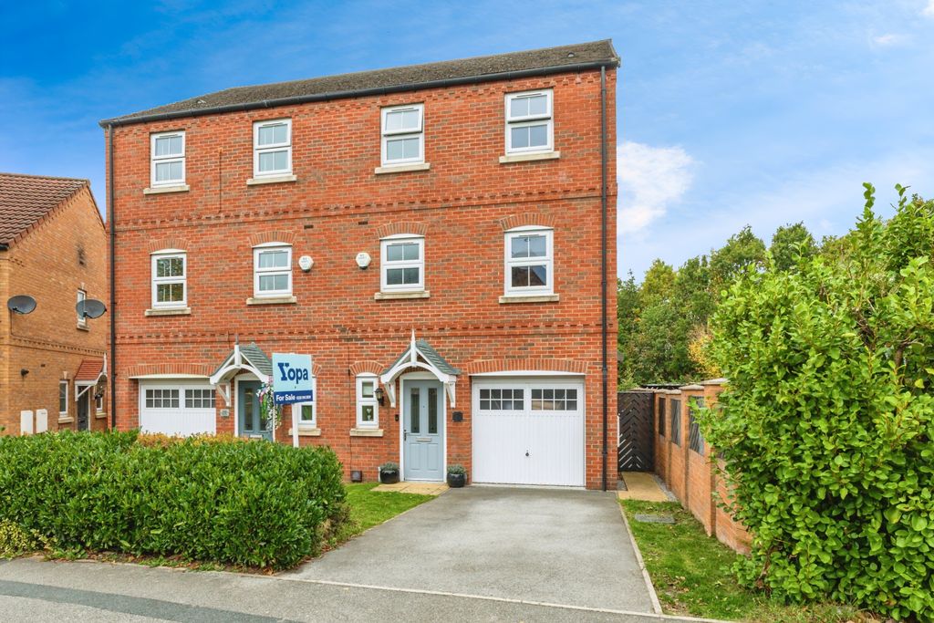 Property photo 1 of 26 2A8A3774-2-1043