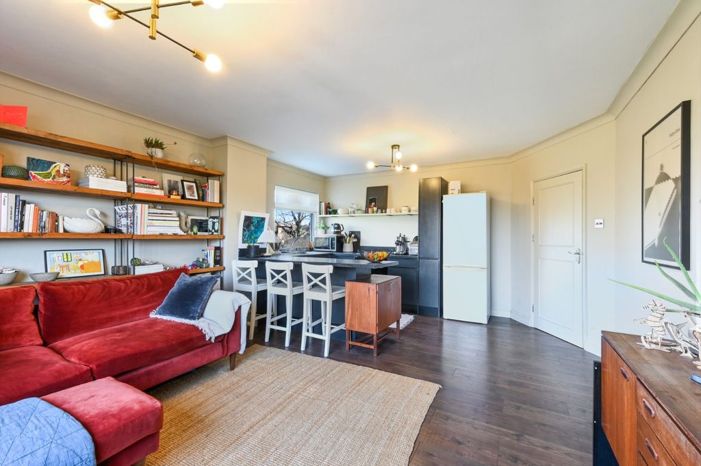 Property photo 2 of 11 Picture No. 05