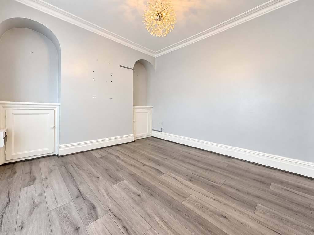 Property photo 3 of 19 0B4B29C0-65Fa-4700-A541-4738Df130Eca