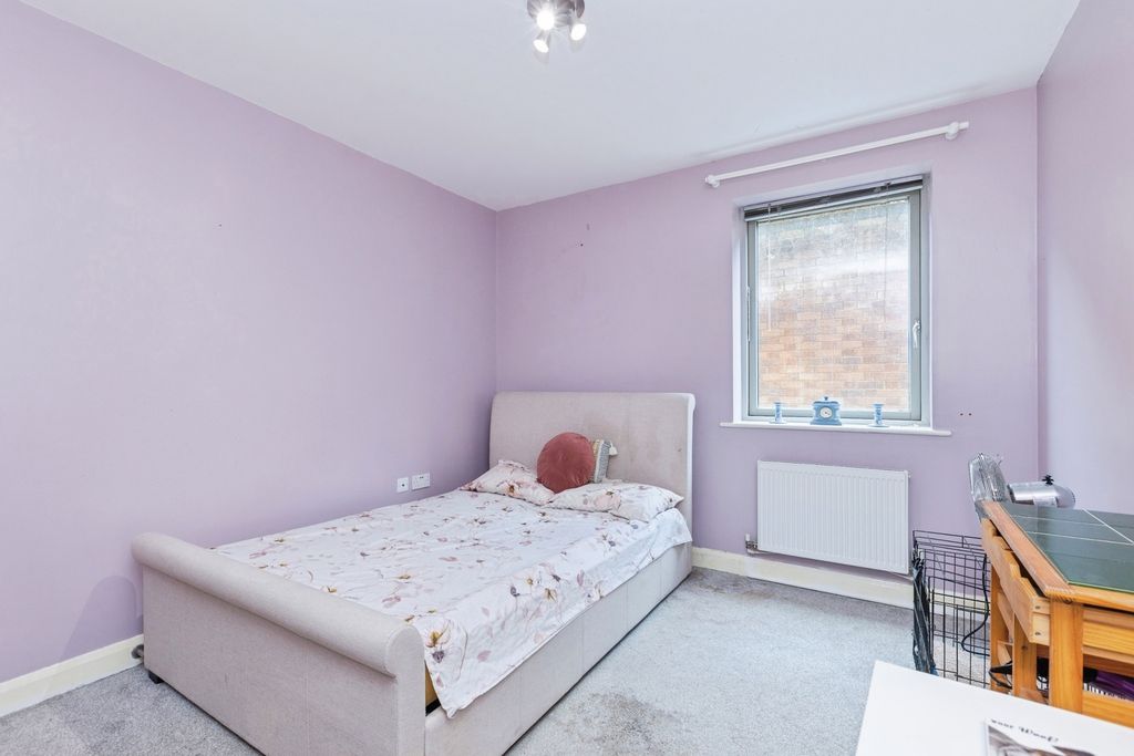 Property photo 3 of 16 Pbox-Img.Jpg