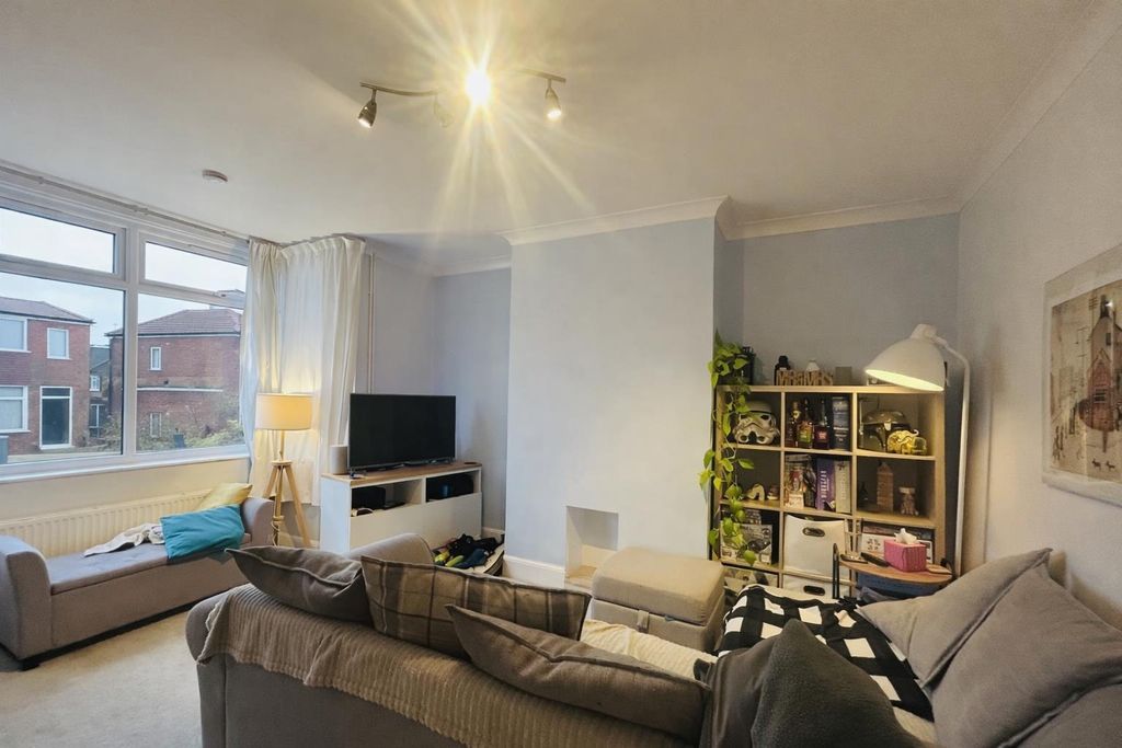 Property photo 2 of 9 Removed Wedding Photo's.Png