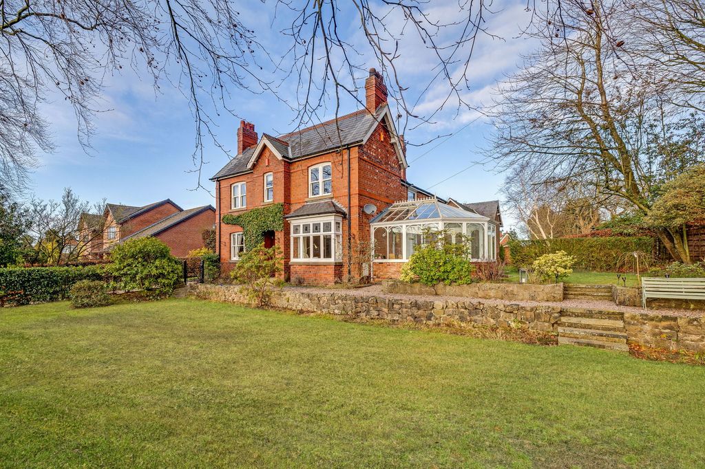 Property photo 1 of 38