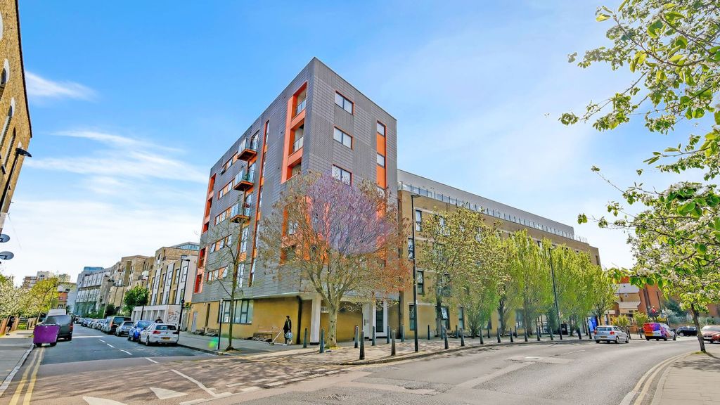 Property photo 2 of 14