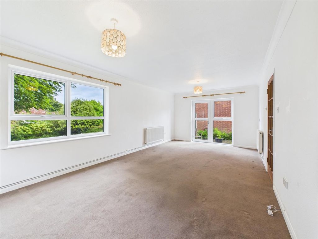 Property photo 2 of 37 Cam04116G0-Pr0205-Still018.Jpg
