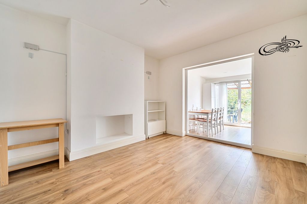 Property photo 2 of 20 1515948 (11).Jpg