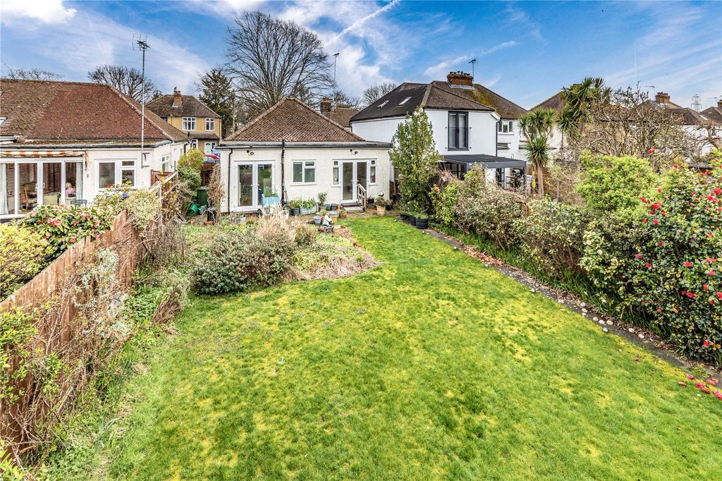 Property photo 2 of 17 Picture No. 33