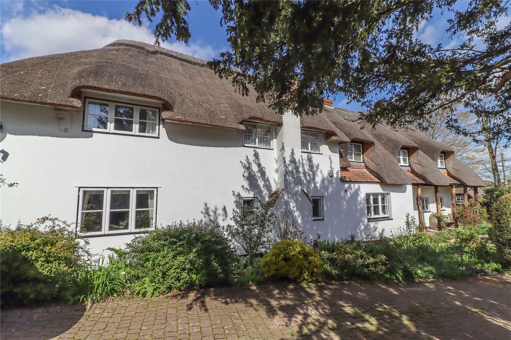 Property photo 2 of 28 Picture No. 53