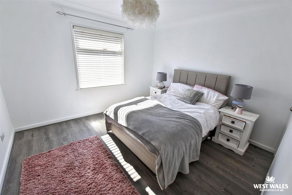 Property photo 3 of 15 1 (23).Jpg